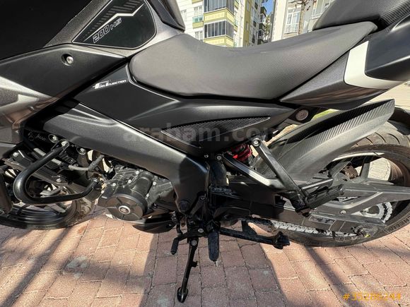 Garaj Motoru Bajaj Pulsar 200 NS ABS 