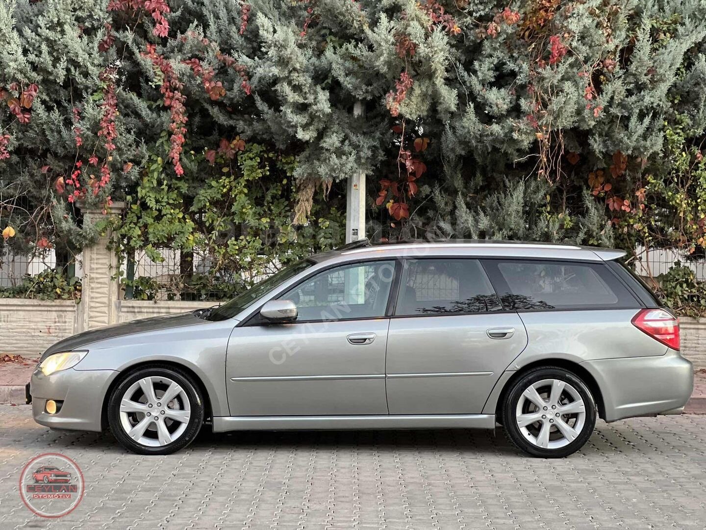 Galeriden Subaru Legacy 2.0 SportWagon 2007 Model Konya 335.000 km Gri 7