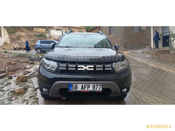 Düşük Km Dacia Duster 1.3 Tce Journey 2022 Model 2023 çıkışlı