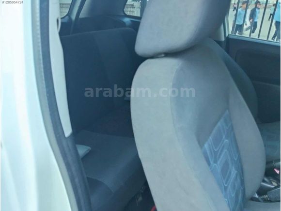 BURAK ŞAZ AUTO / HATASIZ FİESTA VAN 1.4