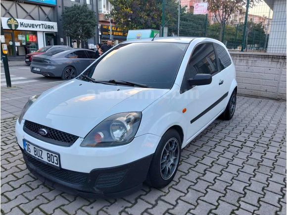 BURAK ŞAZ AUTO / HATASIZ FİESTA VAN 1.4