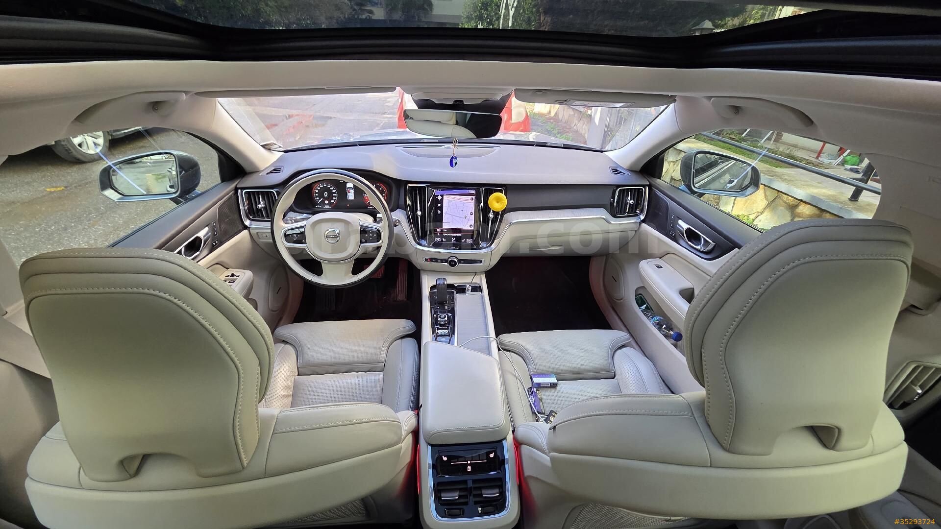 Sahibinden Volvo V60 Cross Country 2.0 2020 Model İzmir 109.000 km Füme 6