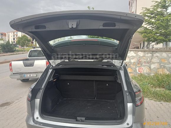 Sahibinden Renault Austral 1.3 Hybrid Evolution 2024 Model Kırşehir