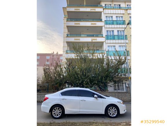 Sahibinden Honda Civic 1.6 i-VTEC ECO Elegance 2012 Model