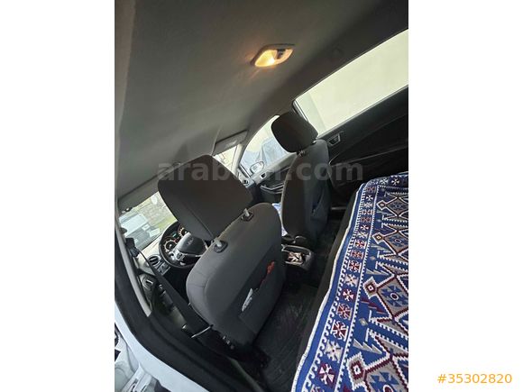 98700 KM 1.5 FORD FIESTA TDCI