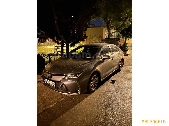 Sahibinden Toyota Corolla 1.5 Dream 2023 Model 