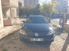 Sahibinden Volkswagen Jetta 1.6 TDi Comfortline 2014 2015 cikişlı makyajli kass