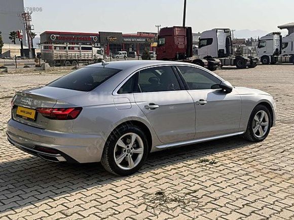 2020 AUDİ A4 HATASIZ BOYASIZ 95 BİN KM ÇİFT NAV - CAR PLAY