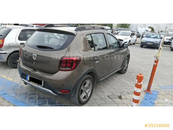 Sahibinden Dacia Sandero 0.9 TCe Stepway 2019 Model