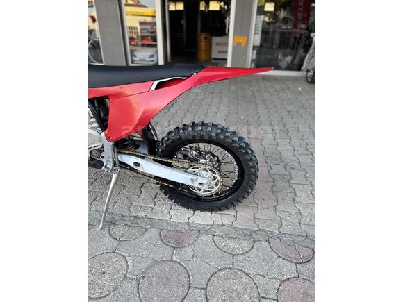 STARK FUTURE 80 hp