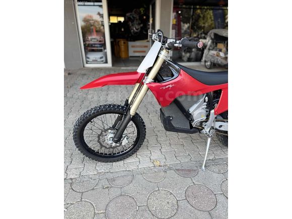 STARK FUTURE 80 hp