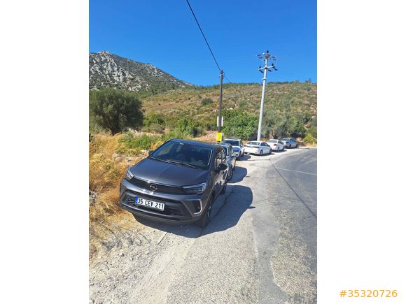 Sahibinden Opel Crossland 1.2 T Essential 2022 Model İzmir 82.000
