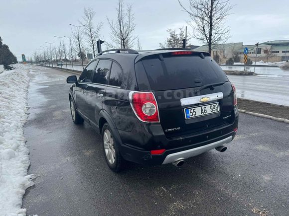 Emsalsiz temizlikte Tesla ekranlı 