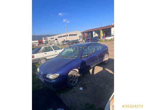 Sahibinden Renault Megane 1.6 Coupe e 1999 Model - Acilll