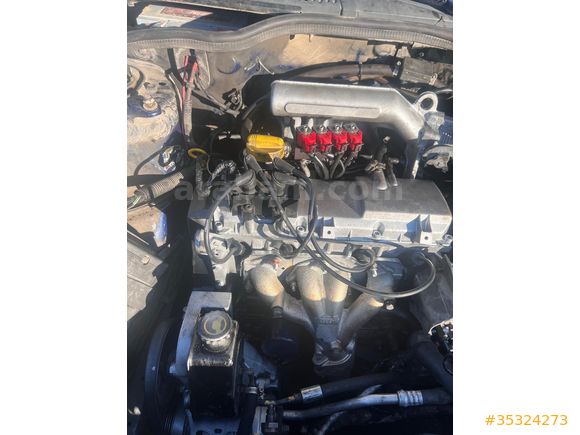 Sahibinden Renault Megane 1.6 Coupe e 1999 Model - Acilll