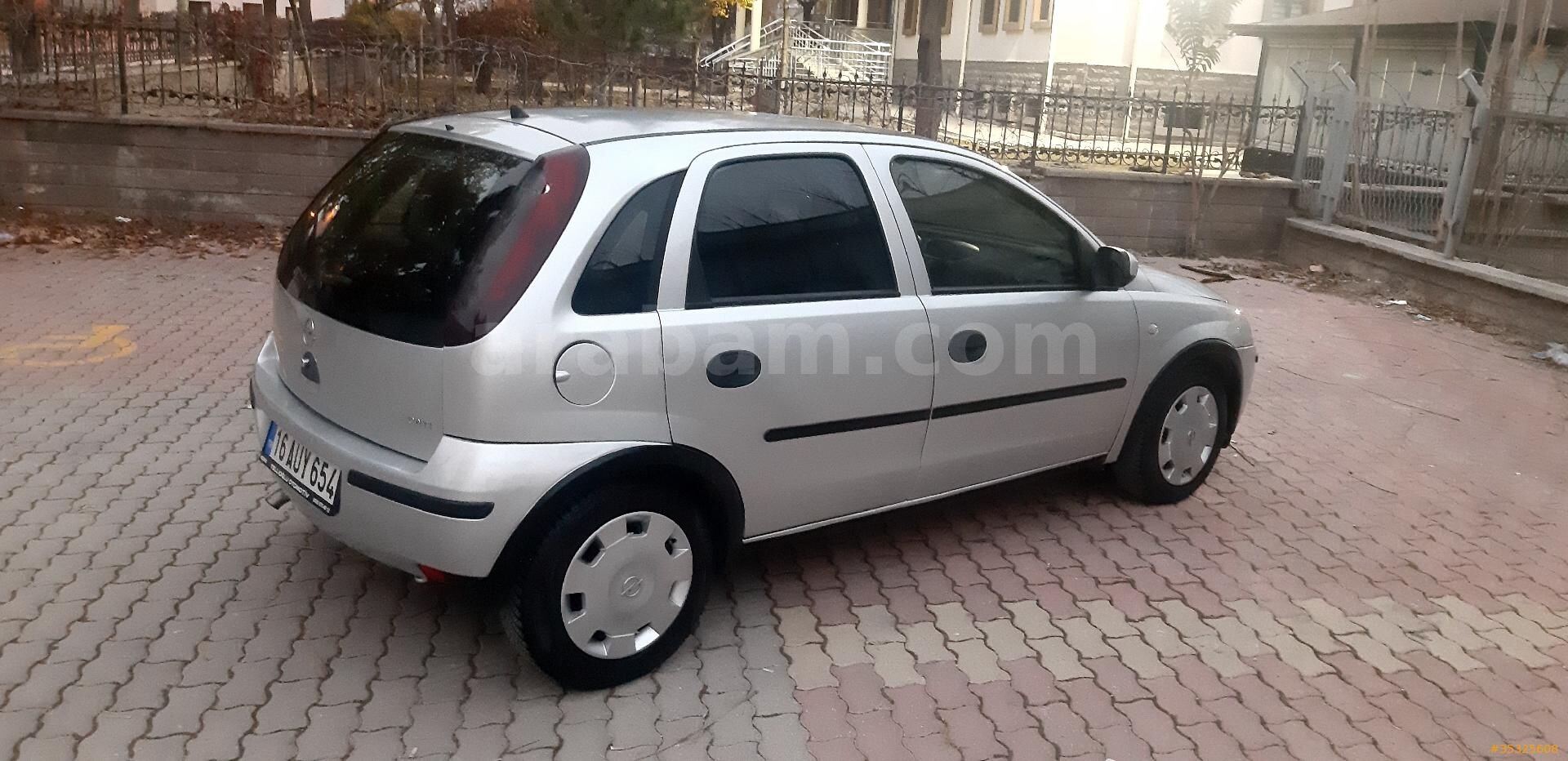 Galeriden Opel Corsa 1.3 CDTI Essentia 2004 Model Konya 238.000 km Gri (Gümüş) 7