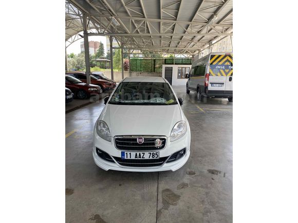 Satılık hatasız ayarında bakımlı dolu Fiat Linea 1.3 Multijet Lounge 2015 Model   