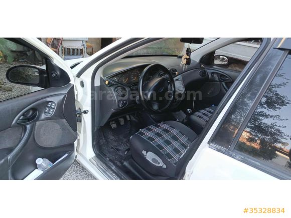 Sahibinden Ford Focus 1.6 Comfort 2005 Model Denizli