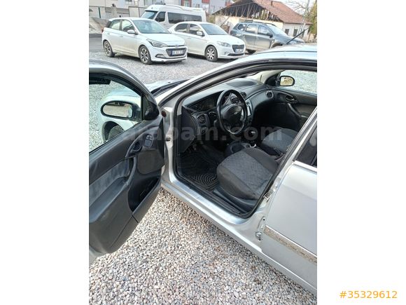 Sahibinden Ford Focus 1.6 Ambiente 2001 Model