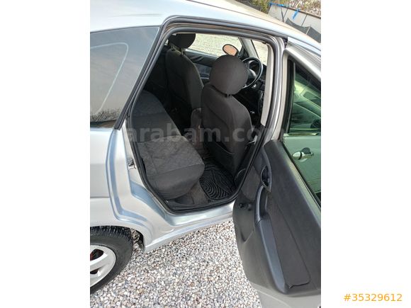 Sahibinden Ford Focus 1.6 Ambiente 2001 Model