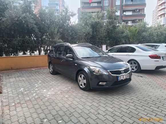 Sahibinden Kia Ceed 1.6 CRDi Cool SW 2011 Model