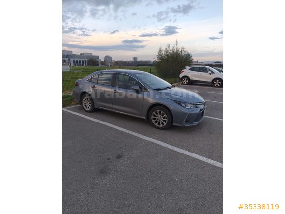 Sahibinden Hatasız Garantili Toyota Corolla 1.8 Hybrid Dream 2022 Model