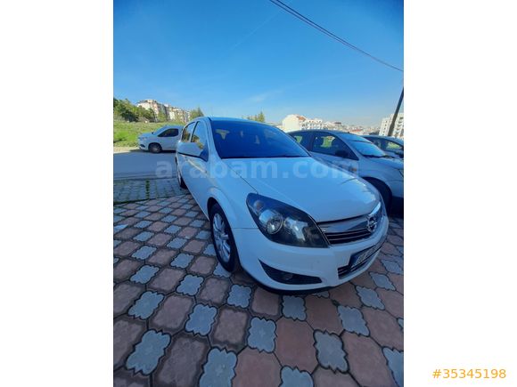 Memurdan Satılık Temiz Km Düşük Opel Astra 1.3 CDTI Essentia Konfor 2011 Model