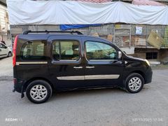 Sahibinden Renault Kangoo Multix 1.5 dCi Authentique 2011 Model  303.000 km Siyah