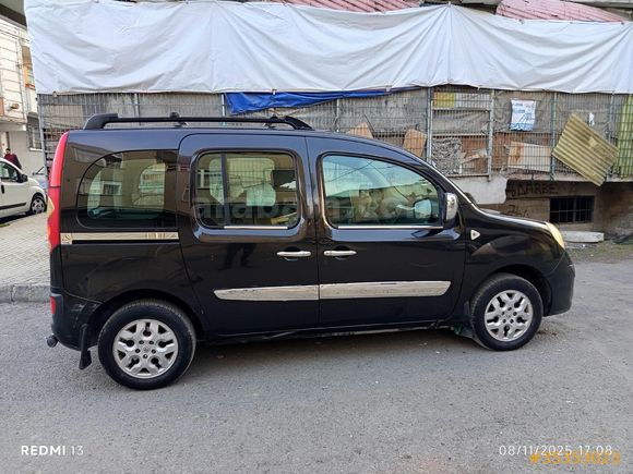Sahibinden Renault Kangoo Multix 1.5 dCi Authentique 2011 Model  303.000 km Siyah