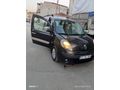 Sahibinden Renault Kangoo Multix 1.5 dCi Authentique 2011 Model  303.000 km Siyah