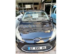Ford Fiesta 1.4 Titanium 2011 Model 