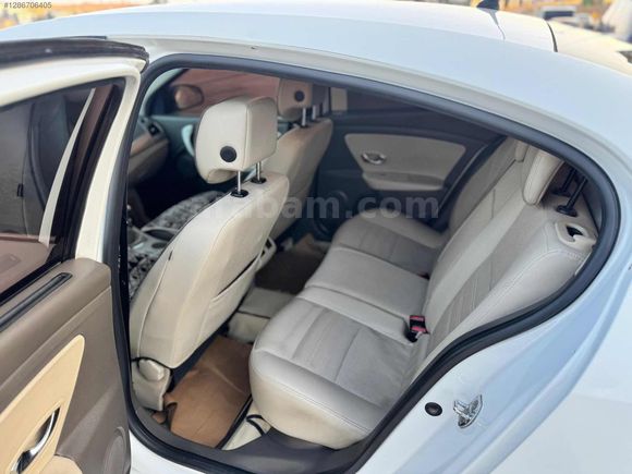 UZMAN AUTO DAN 2013 MODEL İLK SAHİBİNDEN