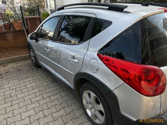Sahibinden Peugeot 207 1.6 HDi Outdoor 2008 Model 
