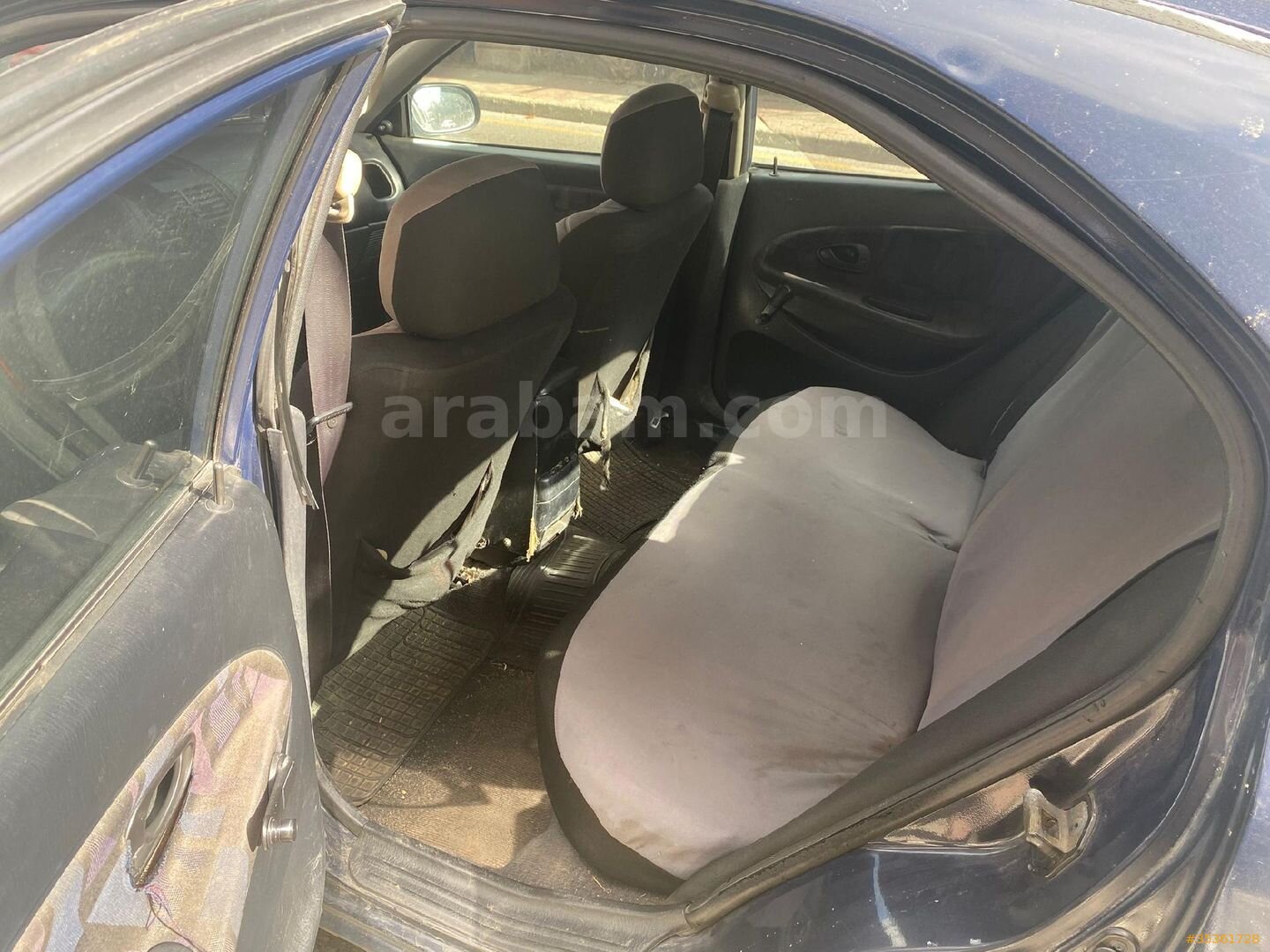 Sahibinden Mitsubishi Carisma 1.6 GL 1999 Model İstanbul 250.000 km Lacivert 6
