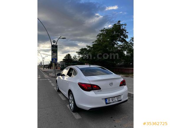 Düşük kilometre kazasız Opel Astra 1.6 Edition Plus 2017 Model 