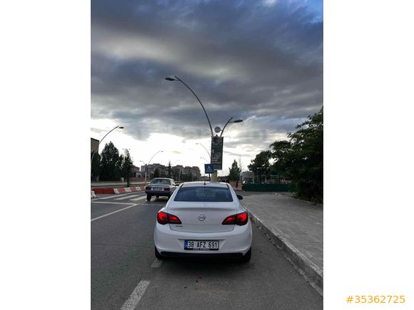 Düşük kilometre kazasız Opel Astra 1.6 Edition Plus 2017 Model 