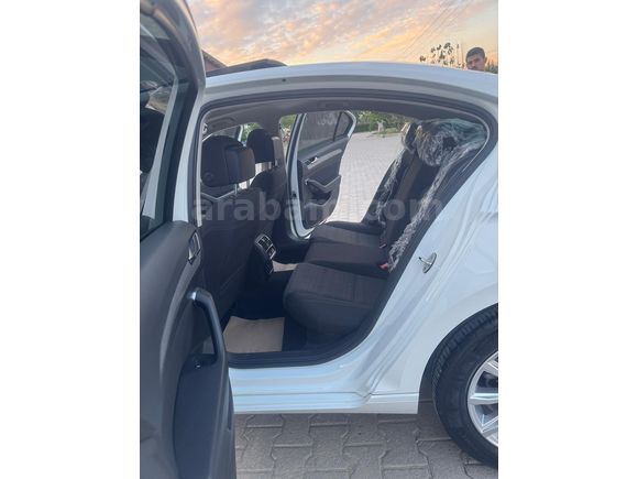 Orjinal Sahibinden Volkswagen Passat 1.5 TSi Business 2021 Model