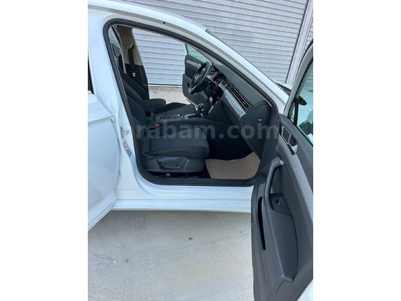 Orjinal Sahibinden Volkswagen Passat 1.5 TSi Business 2021 Model