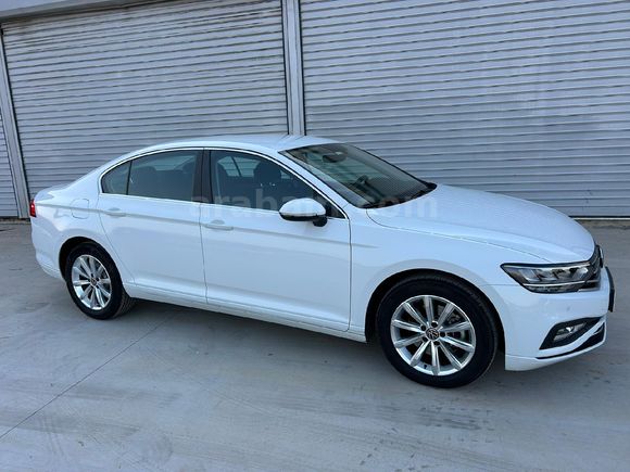 Orjinal Sahibinden Volkswagen Passat 1.5 TSi Business 2021 Model