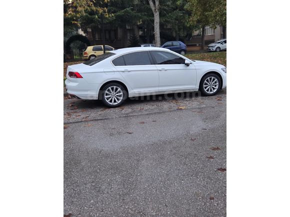 Orjinal Sahibinden Volkswagen Passat 1.5 TSi Business 2021 Model