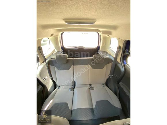Ford Tourneo Courier Titanium