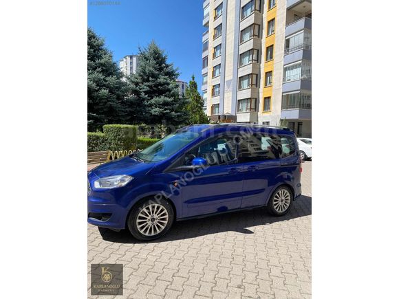 Ford Tourneo Courier Titanium