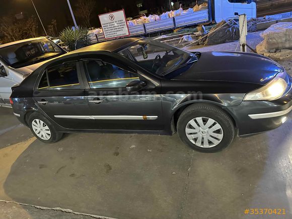Motoru saat gibi laguna aile aracı pazarlık yokkkkk