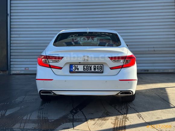BOYASIZ DEĞİŞENSİZ TRAMERSİZ SEDEFLİ BEYAZ 1.5 VTEC Executive Plus 2021