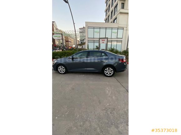 Sahibinden Renault Megane 1.5 Blue DCI Touch 2021 Model 