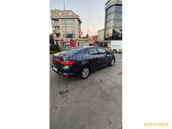 Sahibinden Renault Megane 1.5 Blue DCI Touch 2021 Model 