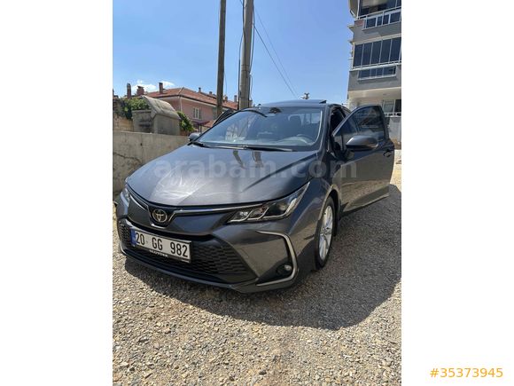 Sahibinden Toyota Corolla 1.5 Dream X-Pack 2023 Model 