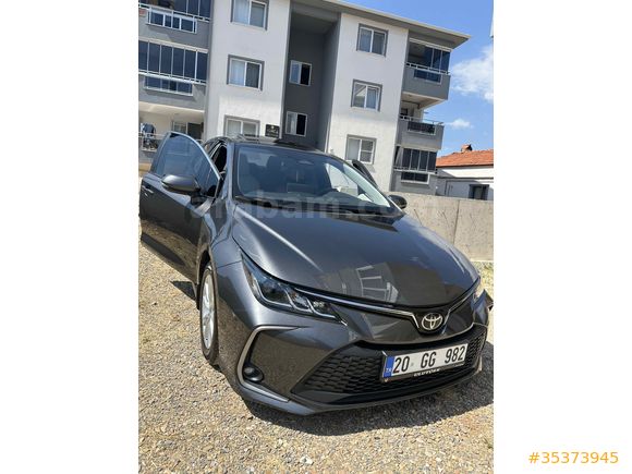Sahibinden Toyota Corolla 1.5 Dream X-Pack 2023 Model 