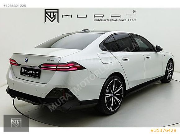 2025 BMW 5.20İ HYBRİD M/-SEDEFBEYAZ-MERİNO DERİ+FULL PFF+EKSTRA*