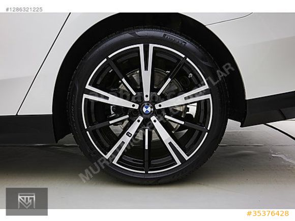 2025 BMW 5.20İ HYBRİD M/-SEDEFBEYAZ-MERİNO DERİ+FULL PFF+EKSTRA*